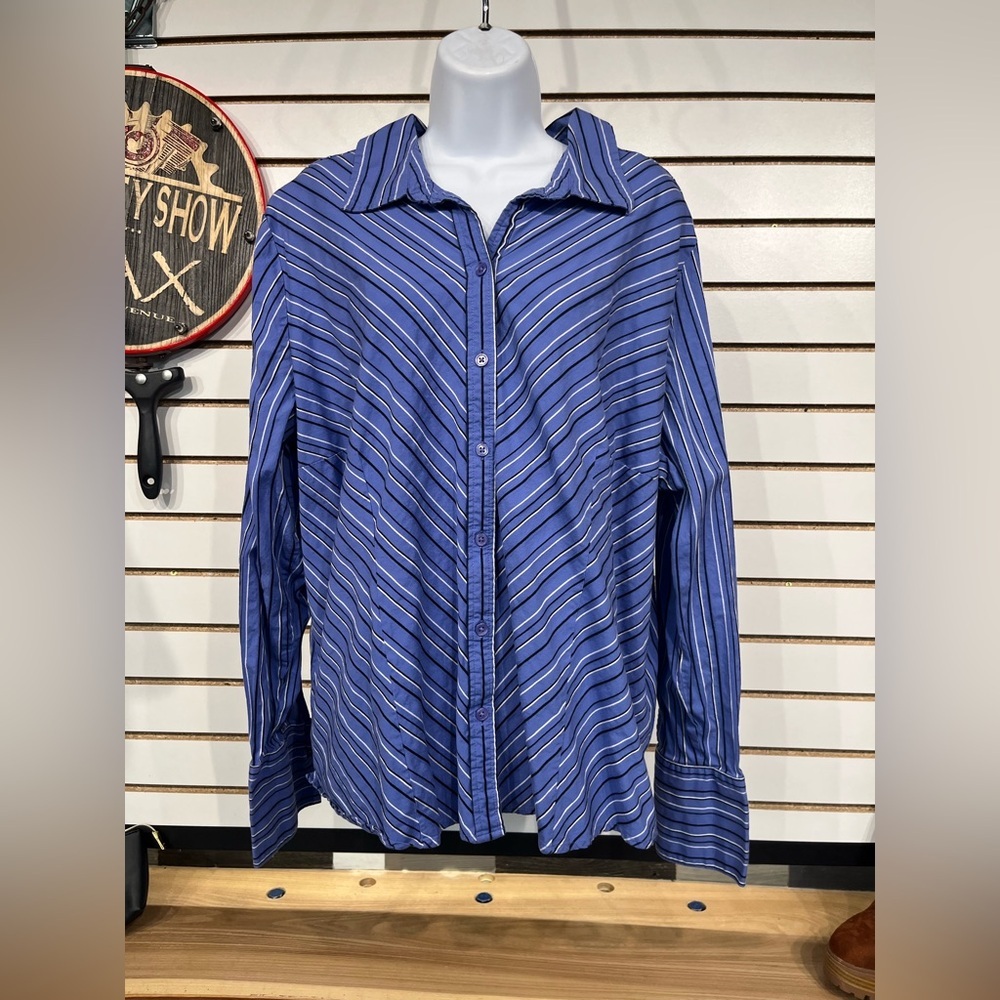 🔥Croft & Barrow 3X button down - Picture 2 of 8